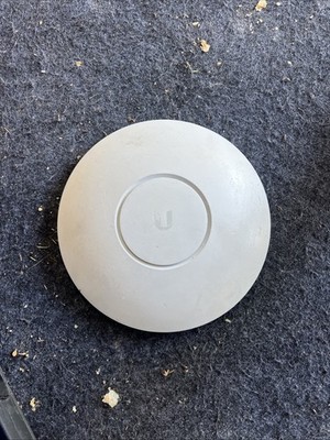 Ubiquiti Networks UAP-AC-PRO 1300Mbps Wireless Access Point