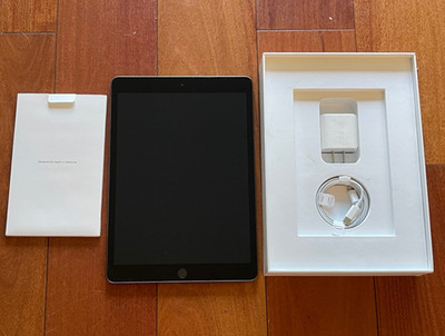 Apple iPad (10.2-inch, Wi-Fi, 32GB) - Space Gray (8th Generation)