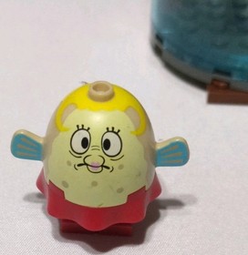 Lego 4982 SpongeBob SquarePants Mrs Puff's Boating School Parts & Mini Figures 