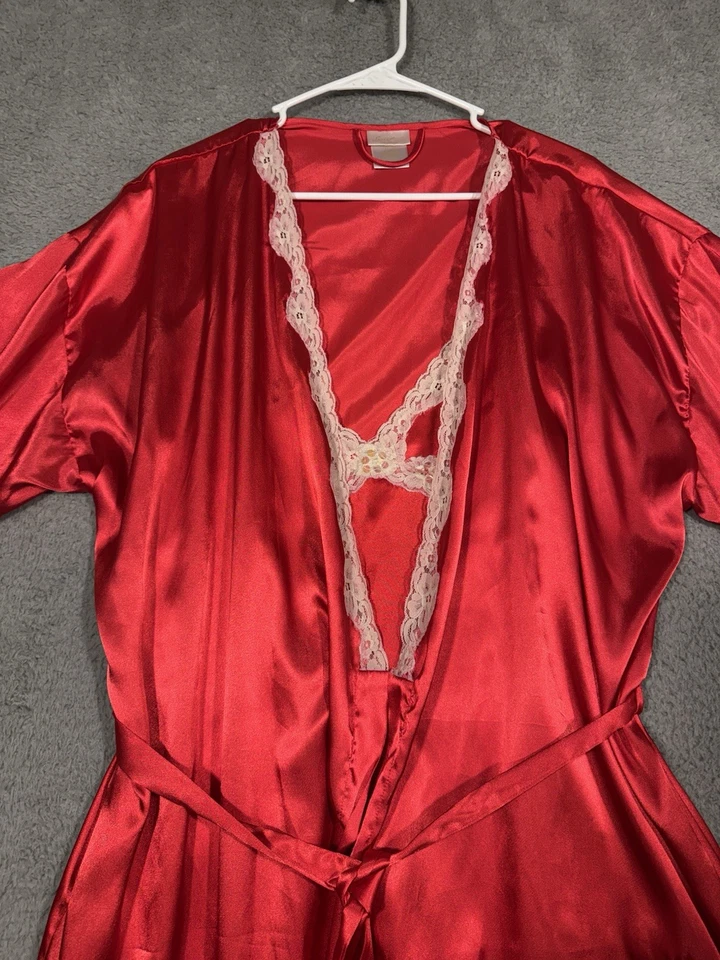 Vestido y bata de satén vintage Secret Treasures rojo encaje recortado quimise grande L Foto 2 de 4