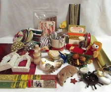 LOT OF VTG CHRISTMAS CRAFT ITEMS