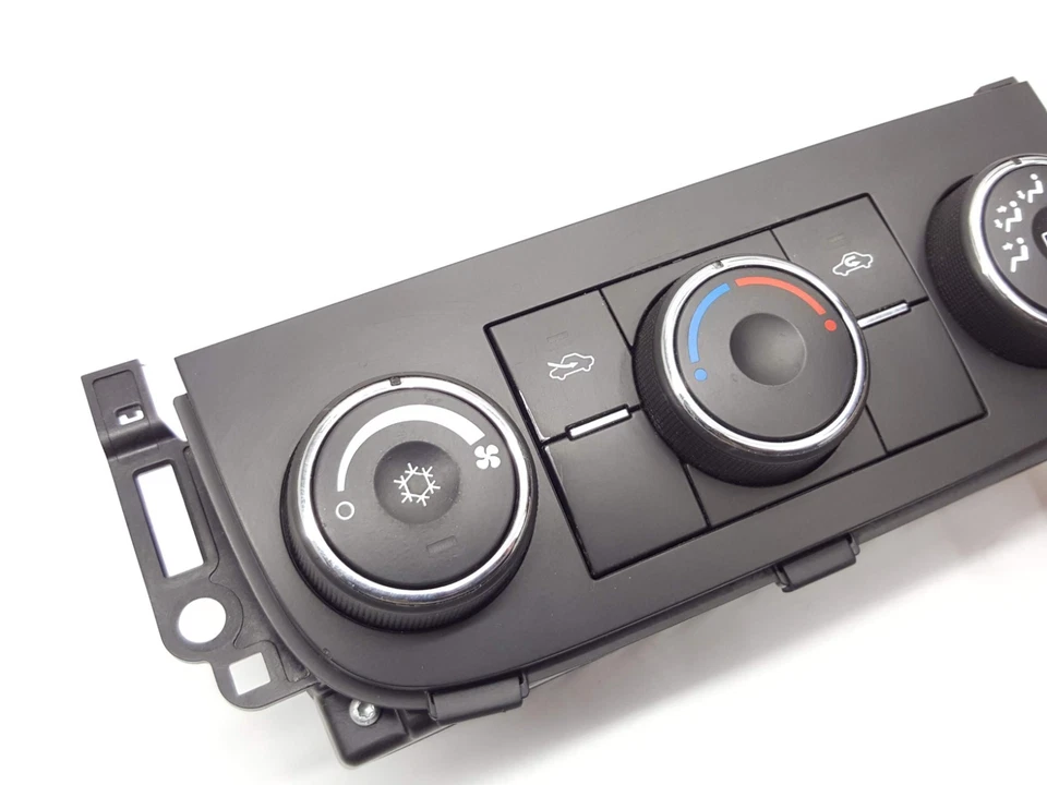 Chevrolet Impala 2006-2008 OEM interruptor de control de clima descongelación de 3 perillas 15909093 Foto 3 de 4