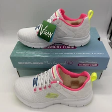 Skechers Women's, Flex Appeal 4.0 - Elegant Ways Sneaker White,  Size 5.5