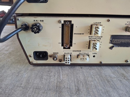 Hal DS-3100 ASR Teletyp Komunikacja RTTY/CW Terminal Klawiatura Szynka Radio - Zdjęcie 14 z 17