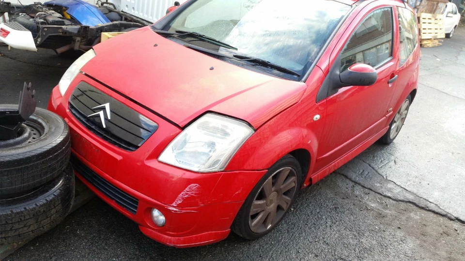 C2 1.6L FUEL INJECTOR AND RAIL 03/04-12/08 *0000066475* - image 2 of 2