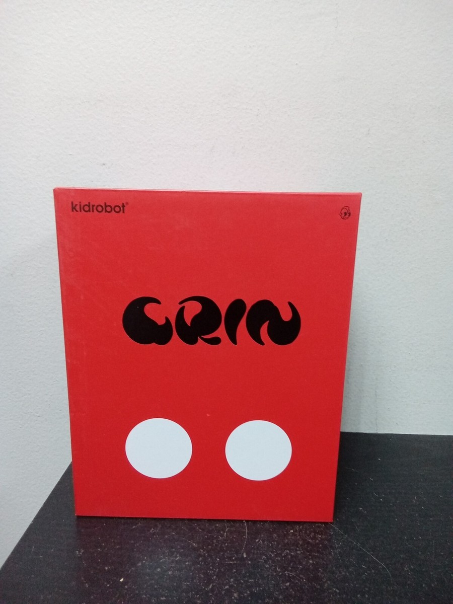 2015 Kidrobot Apocalypse Grin 8