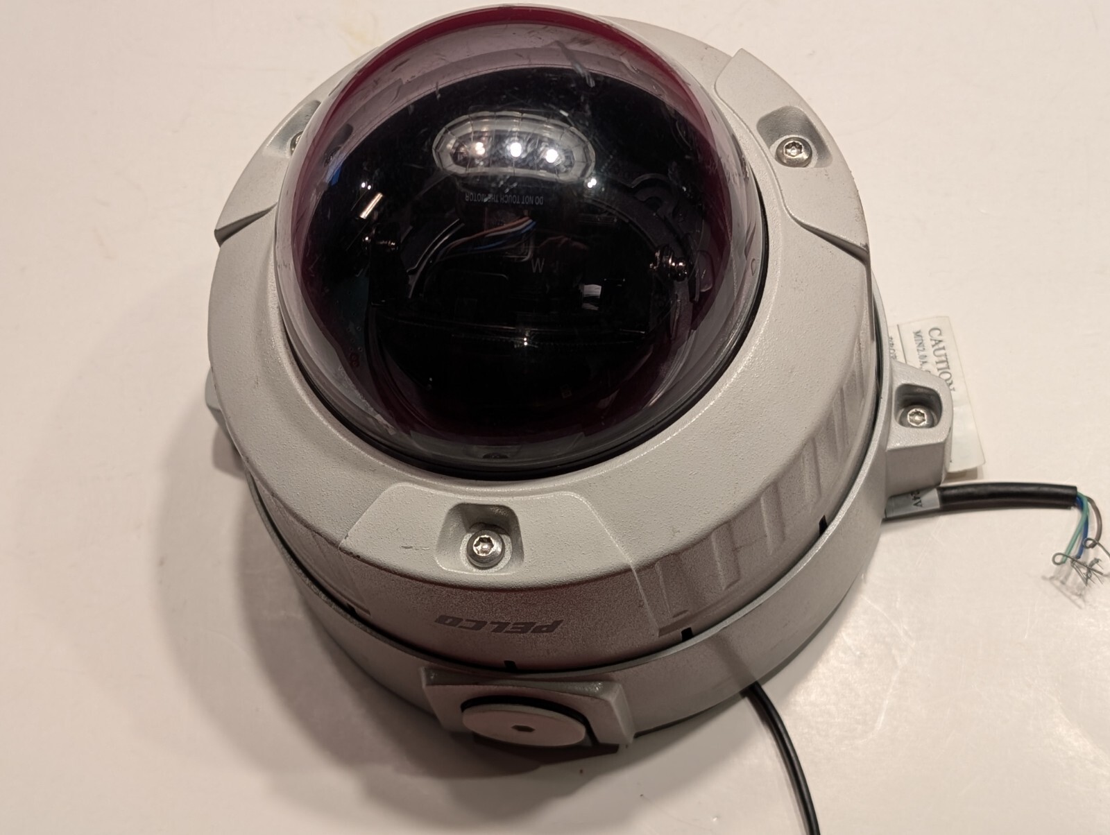 Pelco IS50-DNV10S Color CCTV Camera