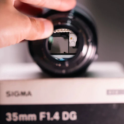 Sigma Art 35mm f/1.4 DG HSM Art Lens Wide Angle for Nikon F Mount - Picture 11 of 12