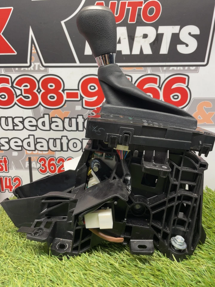 ✅ 2016 TOYOTA COROLLA FLOOR SHIFTER OEM - Image 4 of 4