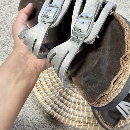 Sandalias Birkenstock Granada de cuero nobuck FLAW en plata metálica 37/US 6,5 - Imagen 18 de 18