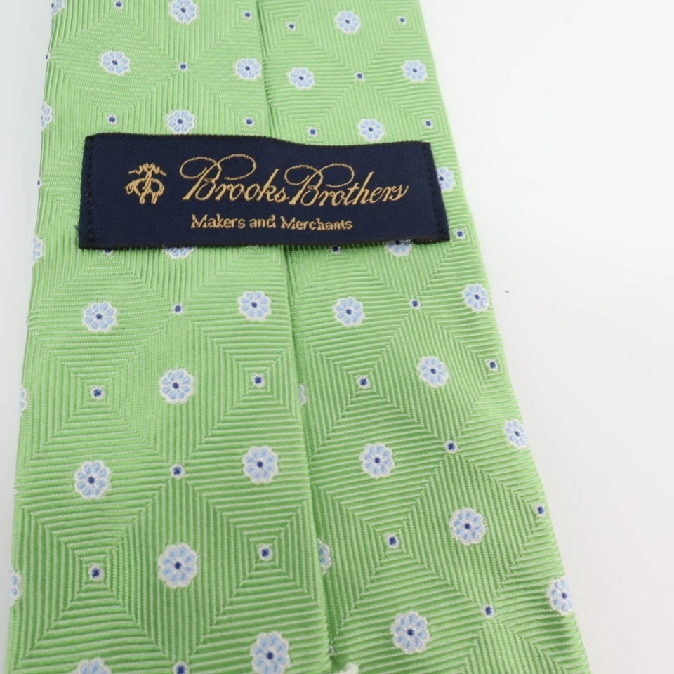 Corbatas y comerciantes Brooks Brothers verde floral patrón cuadrado 60 pulgadas Foto 3 de 4