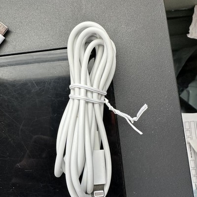 Light-ning USB-C Charge/Sync Cable for iPhone/iPad -used. 3 ft