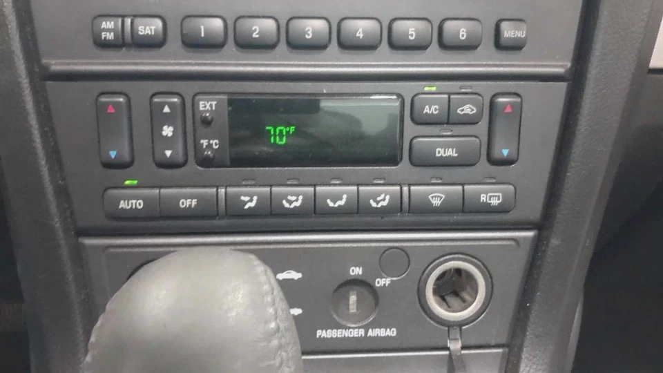 04-05 Ford Thunderbird Climatizador Temperatura (OEM 4W6H-18C612-ACB2BZ) Foto 2 de 4