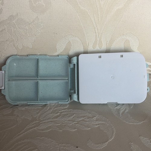 We R Memory Keepers Embellishment Organizer ~ Silicone Craft Ink Pad Handle Tool - Picture 2 of 5