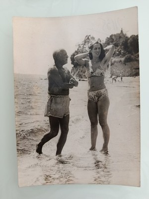 1949 Original Vintage Photo Pablo Picasso and Francoise Gilot