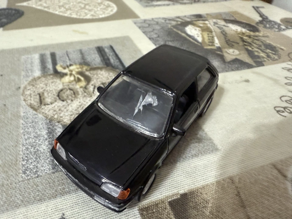 DIE CAST 1/43 " FORD FIESTA XR 2I " SCHABAK  (1085) - Immagine 2 di 4