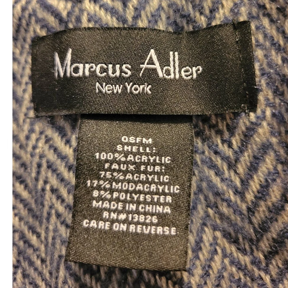 Poncho suéter envolvente manta cuello imitación piel a cuadros Marcus Adler talla única Foto 4 de 4