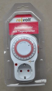 mechanische Zeitschaltuhr 3500W , REVOLT , Ein / Auto ...