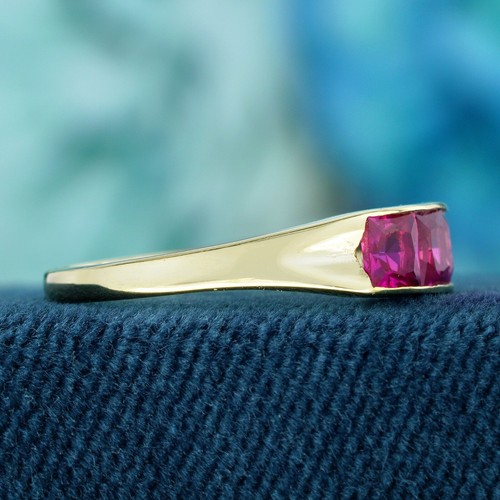9K Yellow Gold Natural Square Ruby Vintage Style Three Stone Ring - Picture 4 of 8