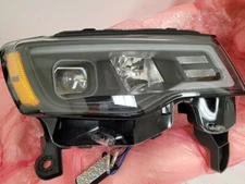 *RETURNED SALE* ANZO (111418) for17-18 Jeep Grand Cherokee Projector Headlights