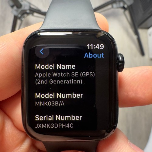 Apple Watch SE 2nd Generation - GPS - 44mm - Midnight - 94% Battery health - Zdjęcie 10 z 13
