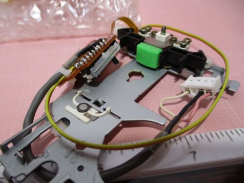 New Ford 88-95 ESR-A B AM-FM Electronic Radio Cassette Head Panel Assy J-03-325 - Picture 2 of 3