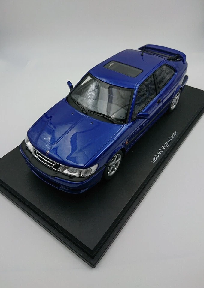 Saab 9-3 Viggen Coupe Azzurro met 1:18  DNA Collectibles 000068 Ed. Lim 1/320 - Immagine 4 di 4