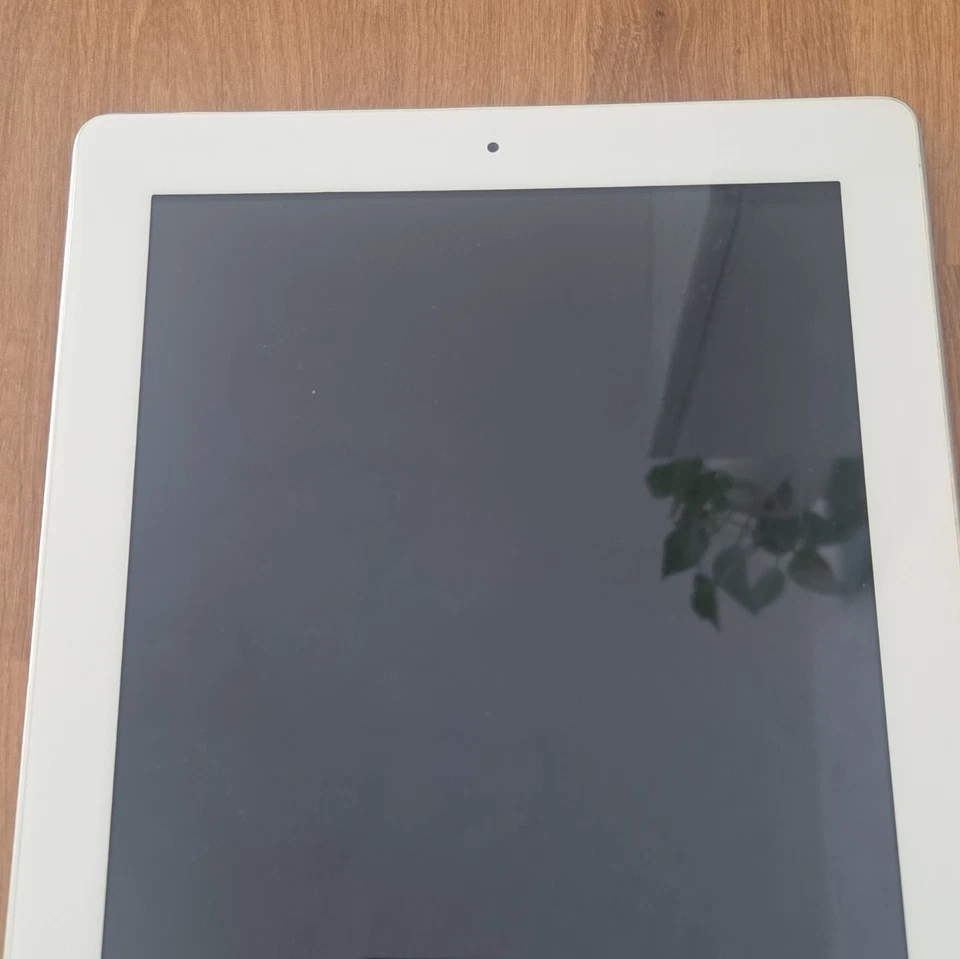 Apple iPad 2 · 32GB · Wi-Fi, foto 1 di 3
