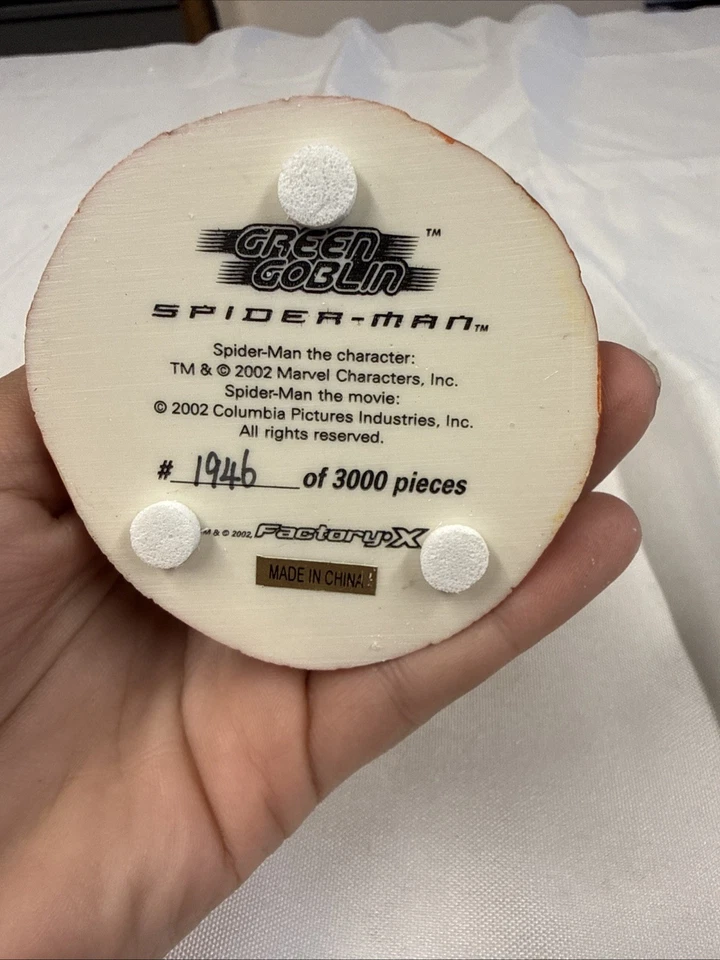 2002 Spider-Man Green Goblin Mini Bust Factory X #1946/3000 COA Marvel - Image 2 of 3