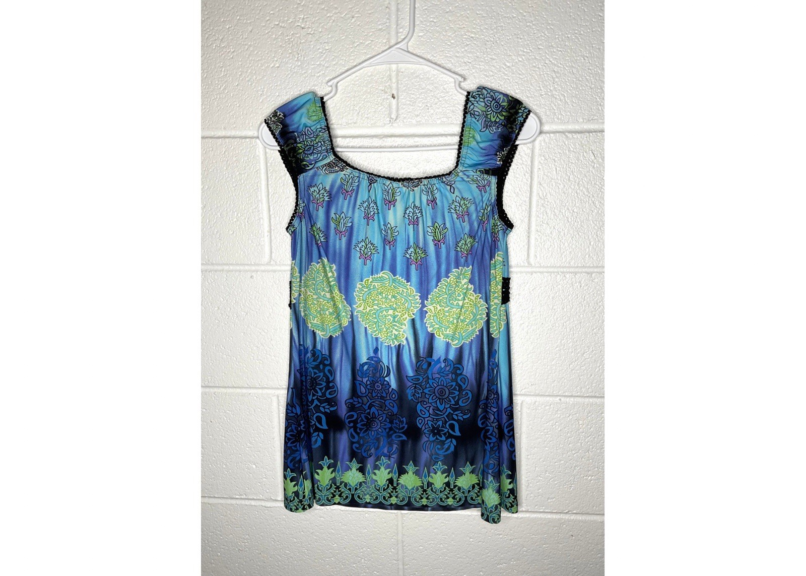 Y2K Wrapper Blue & Green Patterned Sleeveless Top… - image 2