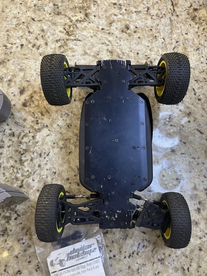 Losi Mini 8ight 1/14 Brushless RC Buggy with Remote Control - Image 4 of 4