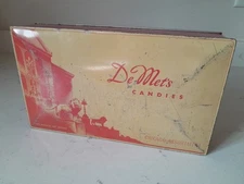 Antique 1930's DeMets Assorted Chicago Chocolates Hinged Tin Box Advertising