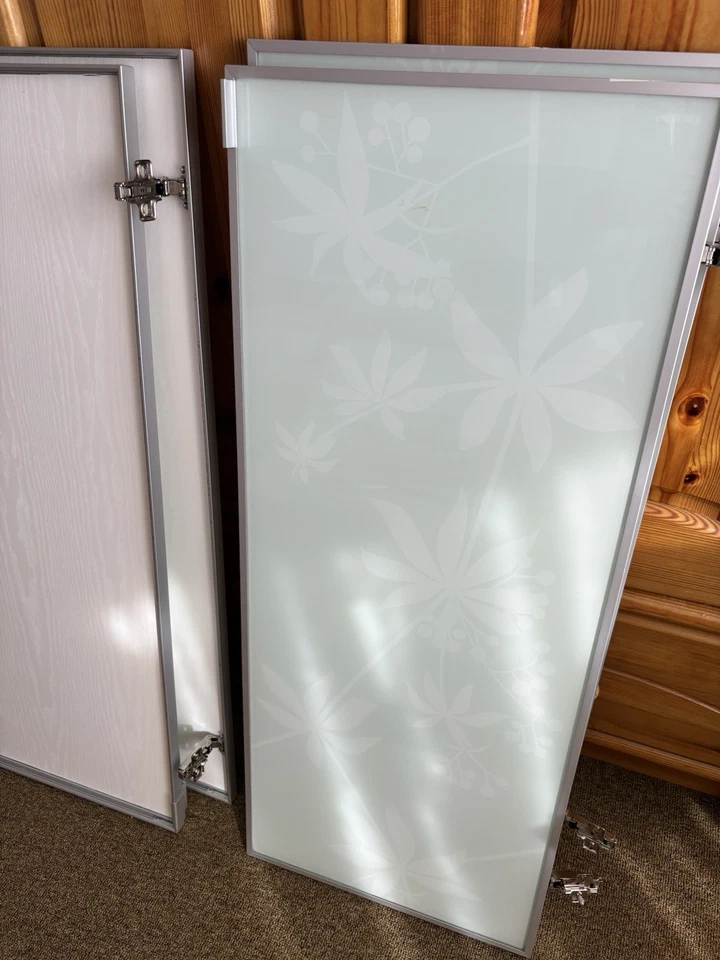 4 Billy Nickelby Vitrinen Türen