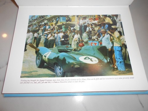 The Jaguar Tradition by Michael Frostick. Dalton Watson 1977. HCDJ. Clean copy. - Picture 4 of 10