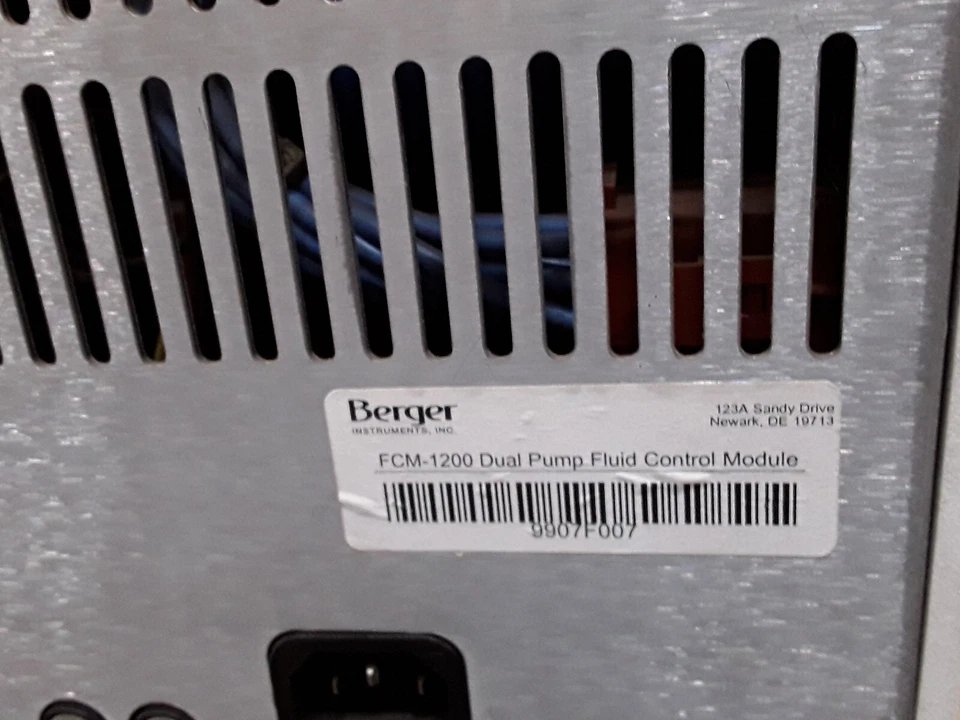 Berger Instruments FCM-1200 Dual Pump Fluid Control Module Foto 4 de 4