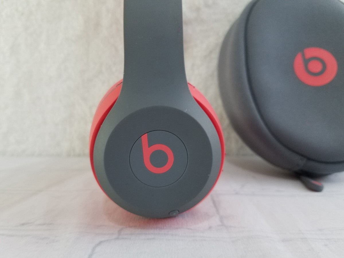 Beats by Dr. Dre Solo 2 Wireless Headband Wireless Beats by Dr. Dre Solo 2 Wireless Headband Wireless