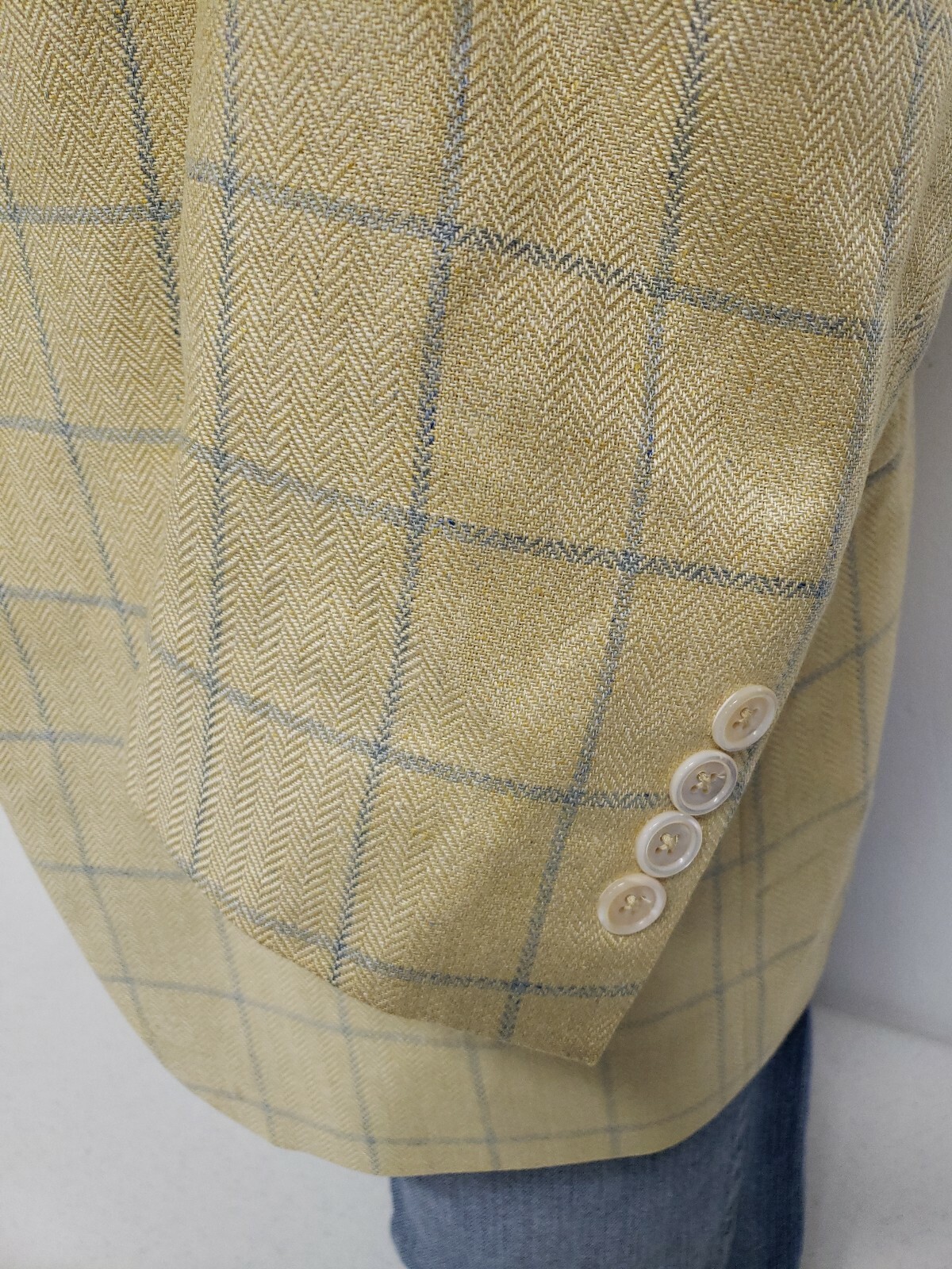 Picture 5 of 12