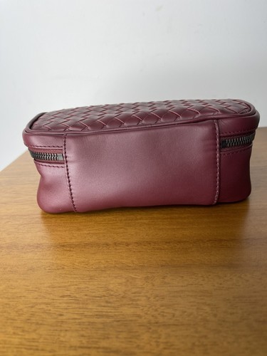 Auth Bottega Veneta Burgundy Leather Zip Around Jewelry Case Accessories Cube - Picture 4 of 15