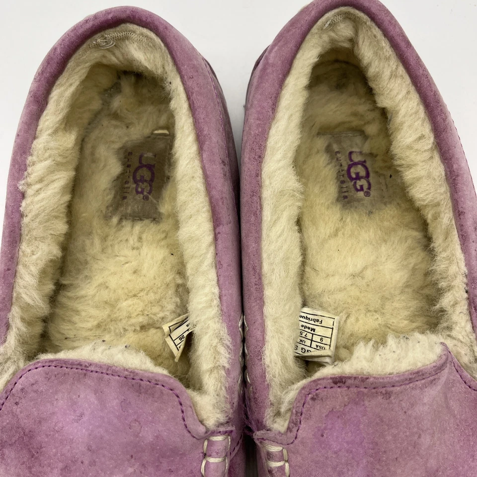 Mocasines cálidos sin cordones UGG para mujer púrpura Ansley de piel de oveja talla 9 Foto 3 de 4
