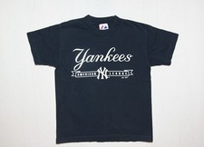 Majestic Youth Boy's Size Small Blue Short Sleeve New York Yankees T-Shirt