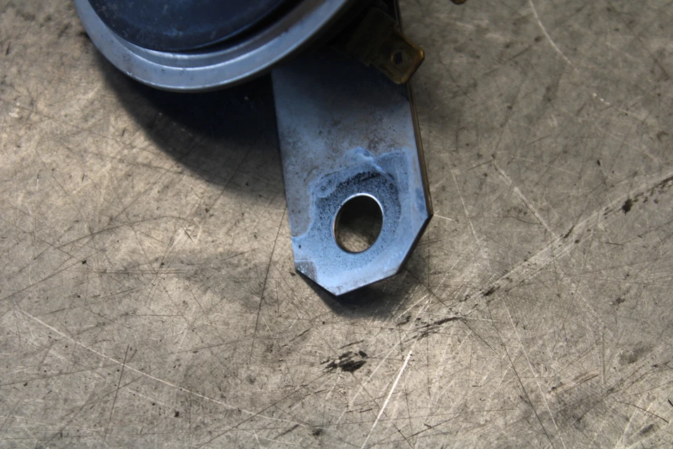 03-07 SUZUKI SV1000S HORN SIGNAL BB657 - Imagem 4 de 4