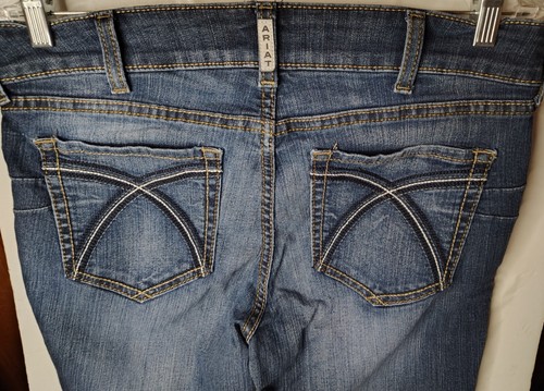 Ariat Real Denim blue jeans size 31s - Picture 4 of 5