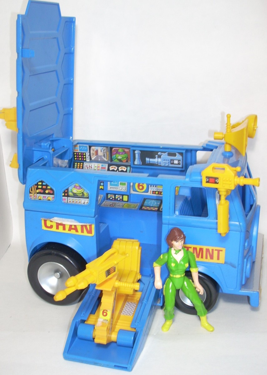 TMNT Ninja Turtles CHANNEL 6 NEWS VAN with April 1993 Playmates