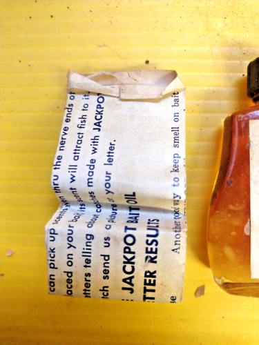 Vintage Jackpot Fishing Bait Lure Oil in Box with Paper Instruction - Picture 4 of 8