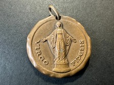 Médaille religieuse en bronze, "Virgo Fidelis",Mère gardez votre enfant -Ref 111