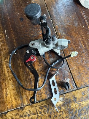 21-24 Ducati Supersport  950 S FRONT CLUTCH MASTER CYLINDER & LEVER LINE BREMBO