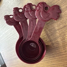 Paula Deen Plastic Measuring Cup Set w/Rooster Red