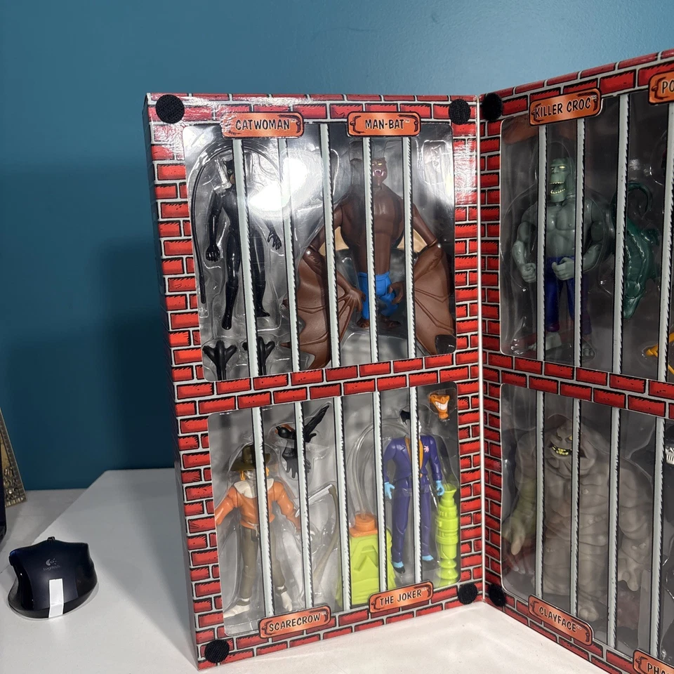 🎄🎄1997 KENNER BATMAN & ROBIN ADVENTURES ROGUES ГАЛЕРЕЯ 8 ЭКШН-ФИГУРОК НАБОР - Изображение 4 из 4