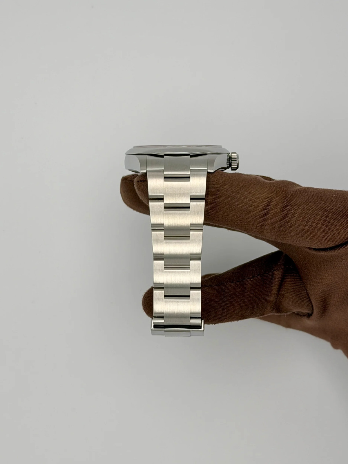 2026 Rolex Oyster Perpetual 41mm Stainless Steel 134300-0008 image 5