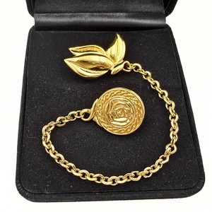 Authentic Liz Claiborne Designer Signed Gold Plated Rose & Lotus Flower Motif Bracelet